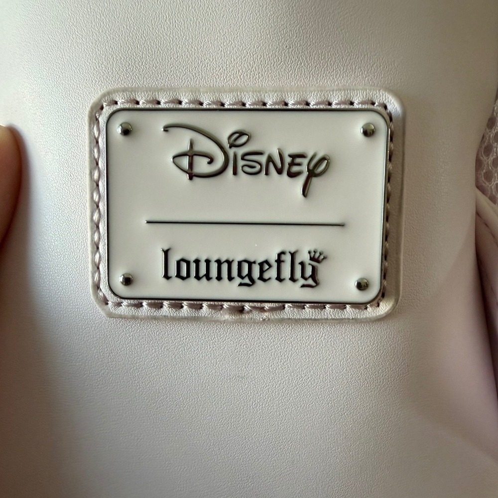 Disney Loungefly Minnie Mouse Tie Dye 3D Molded Pastel Mini Backpack New - Picture 3 of 9